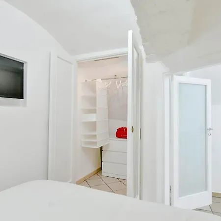 Grotta Antigone - 3Min Dal Centro Storico Appartement Ostuni Buitenkant foto